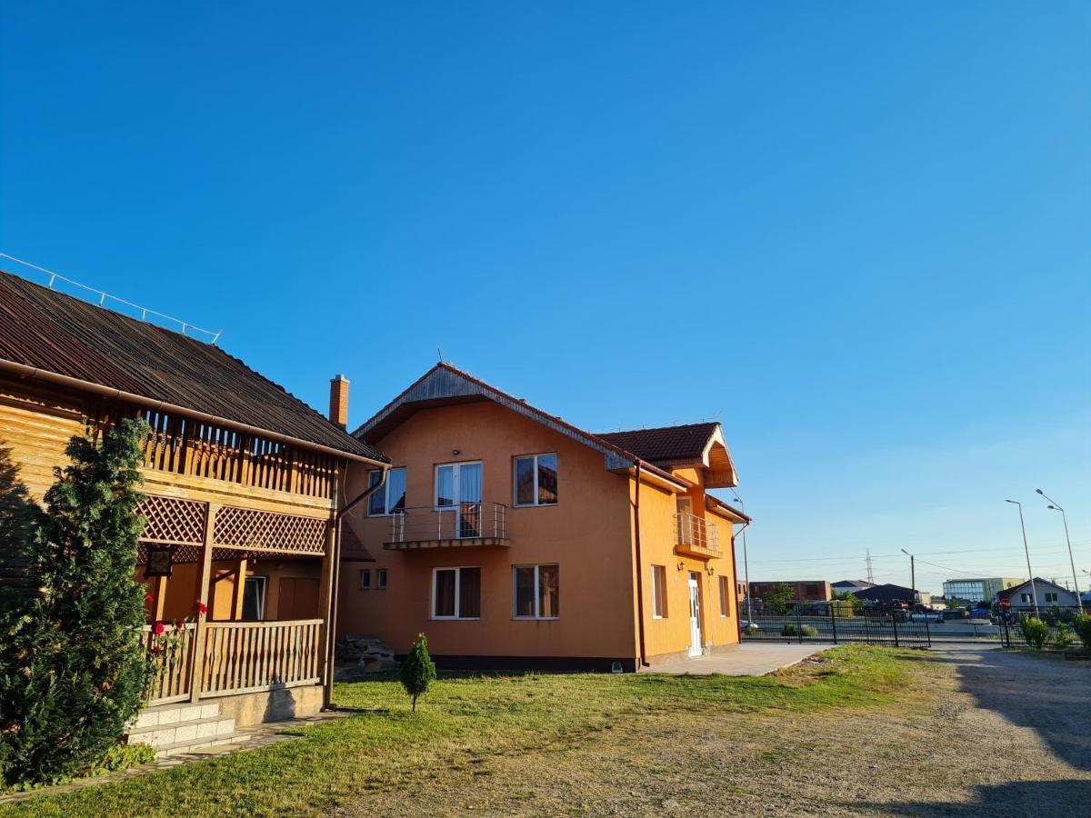 Hotel Pensiunea Sanziana Oradea Zewnętrze zdjęcie
