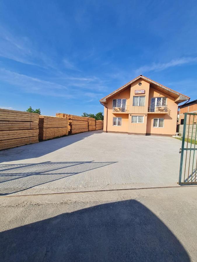 Hotel Pensiunea Sanziana Oradea Zewnętrze zdjęcie